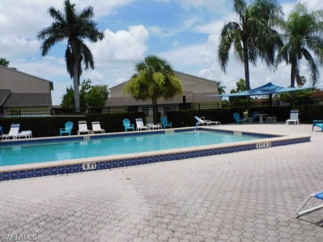 5235 Cedarbend Dr, Unit 4, Fort Myers, FL 33919 Photo