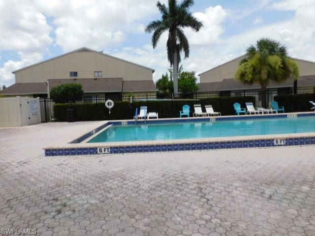5235 Cedarbend Dr, Unit 4, Fort Myers, FL 33919 Photo