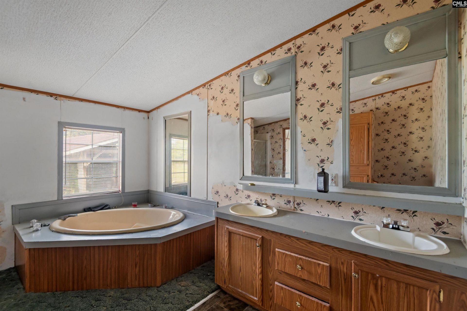 4377 Fish Hatchery Road  Photo 17