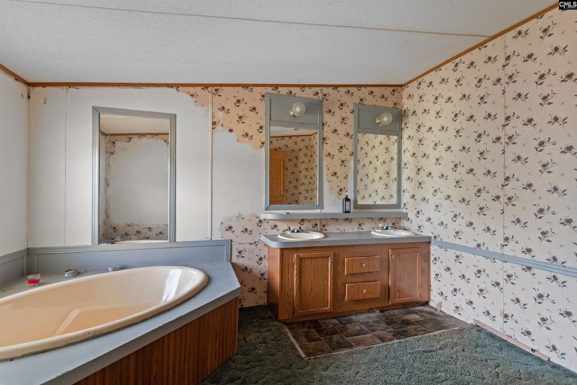 4377 Fish Hatchery Road  Photo 18