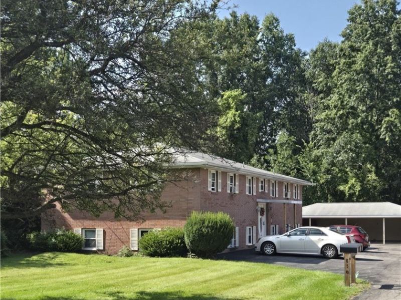 850 Mathews Road , Youngstown, OH 44512 Photo 2