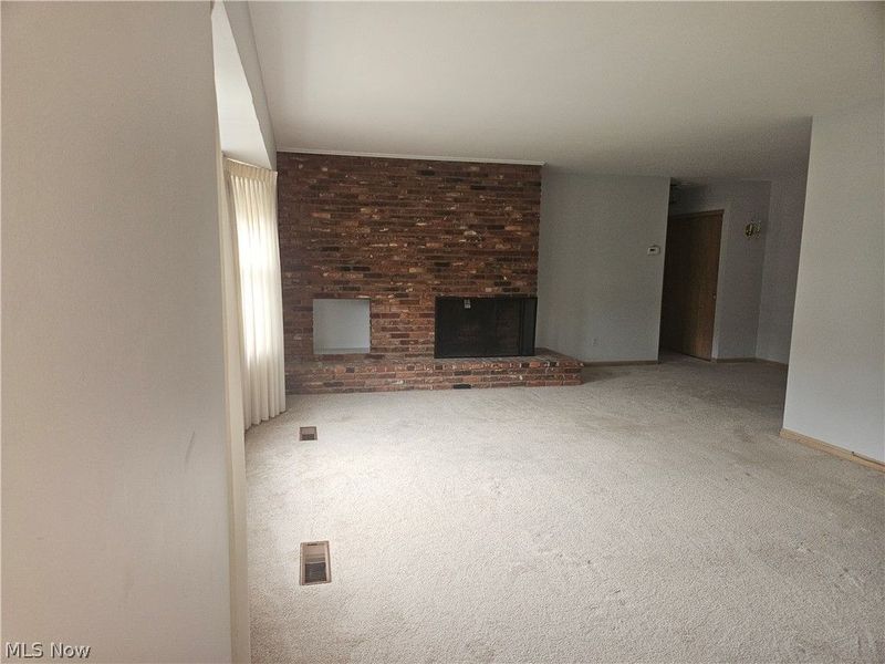 7010 Carriage Hill Drive , Unit 201, Brecksville, OH 44141 Photo 4