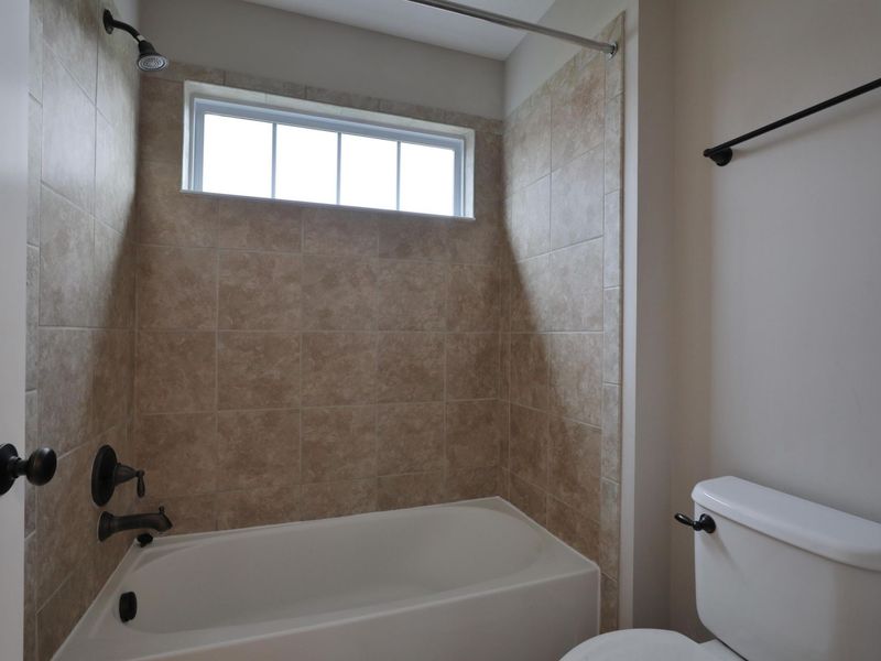 1412 Leesland Drive, Westerville, OH 43081 Photo 32