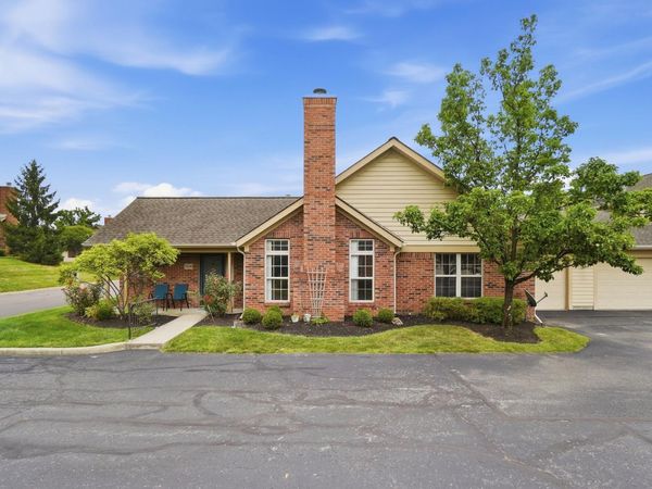 3204 Pine Manor Boulevard, Grove City, OH 43123