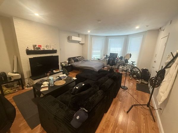 287 Beacon St, Unit br, Boston, MA 02116