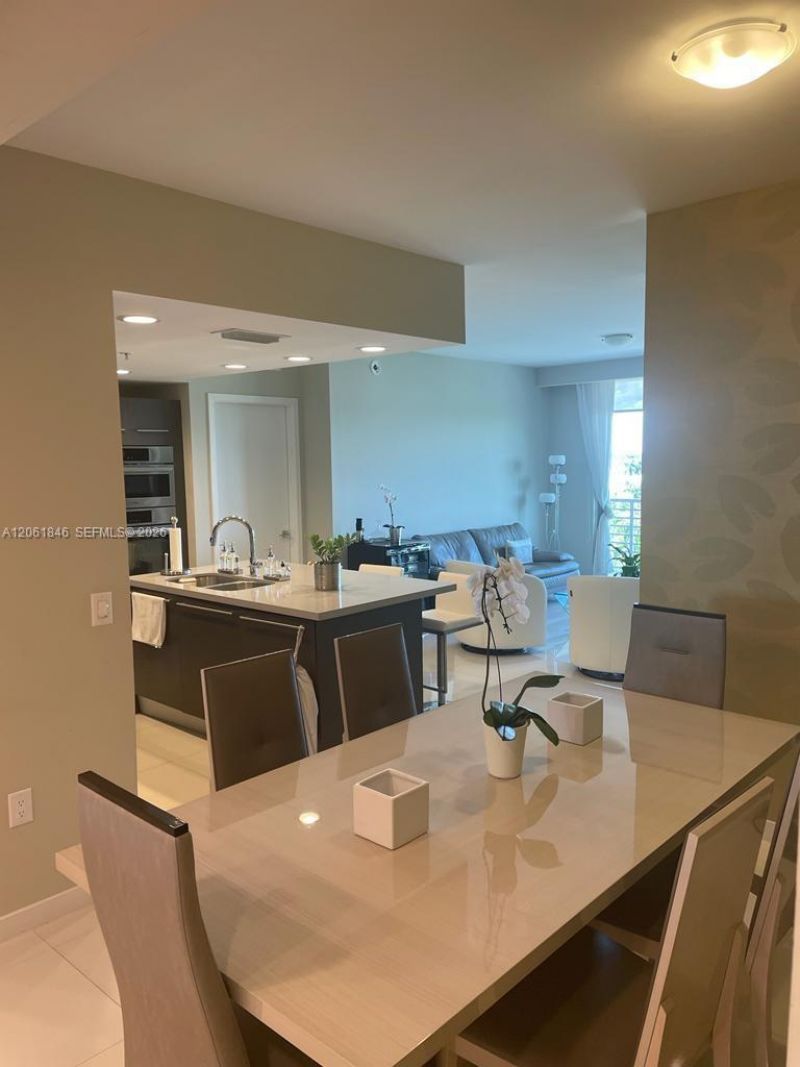 7661 NW 107th Ave, Unit 608, Doral, FL 33178 Photo