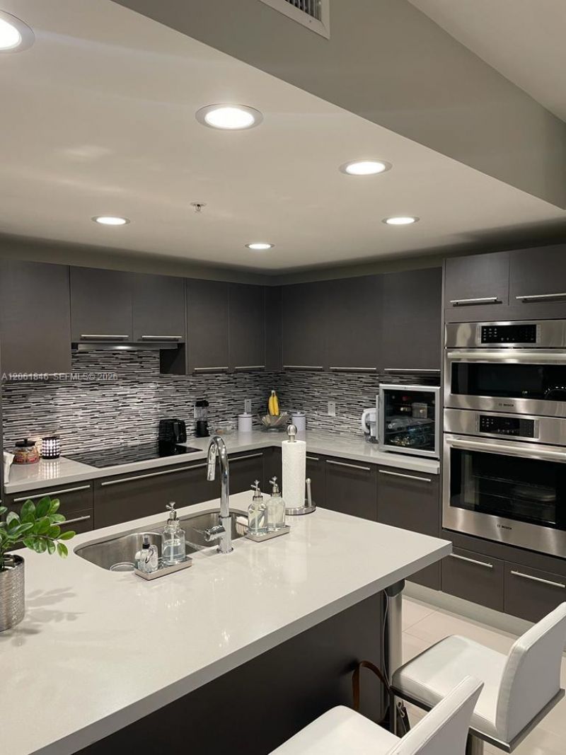7661 NW 107th Ave, Unit 608, Doral, FL 33178 Photo