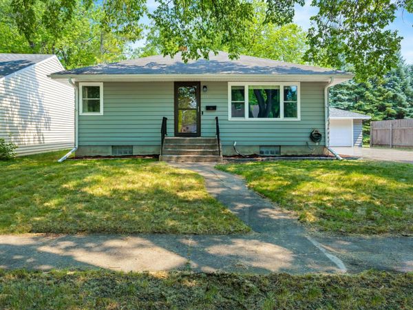 1124 10 1/2 Street N, Moorhead, MN 56560