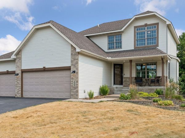 5909 92nd Avenue N, Brooklyn Park, MN 55443