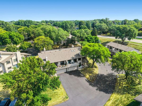 7232 Woodstock Curve, Bloomington, MN 55438