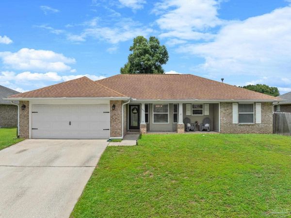 1938 Larkspur Cir, Pensacola, FL 32534