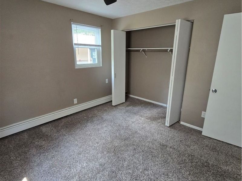 860 Mathews Road , Youngstown, OH 44512 Photo 14