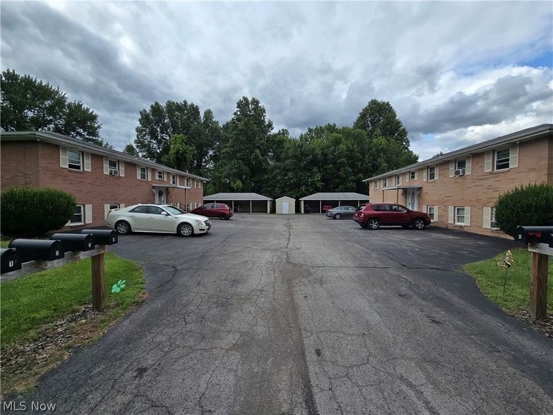 860 Mathews Road , Youngstown, OH 44512 Photo 7