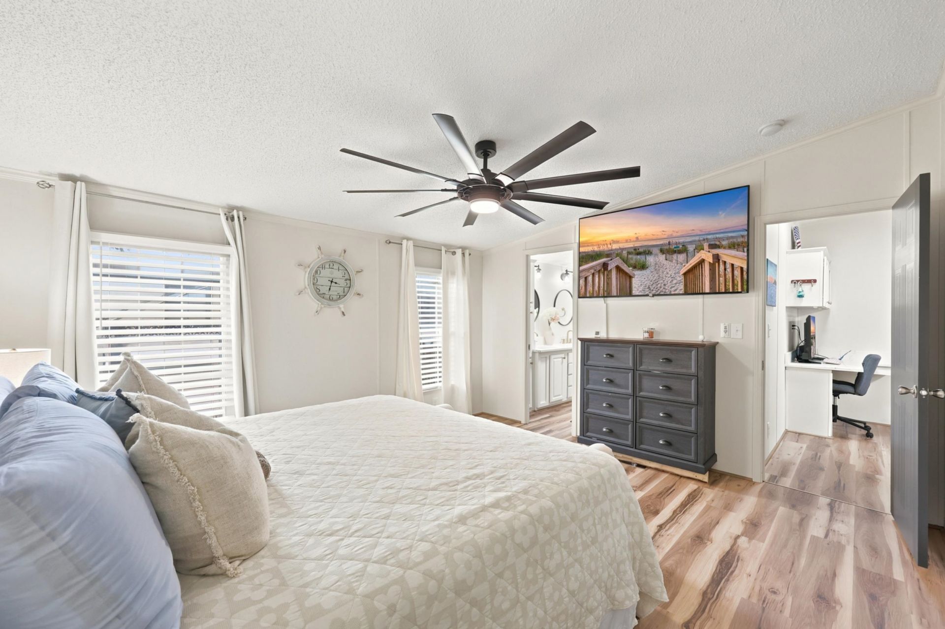 9700 Kings Rd. Photo 25