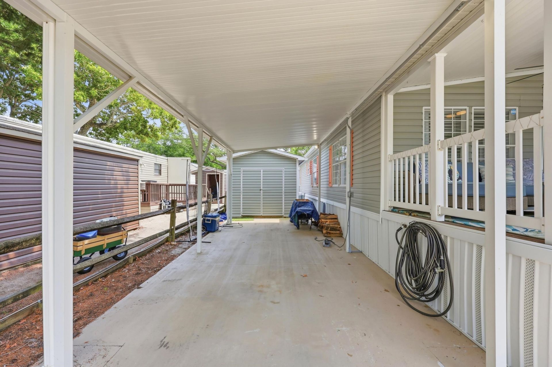 9700 Kings Rd. Photo 3