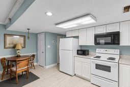900 Deer Creek Rd.  photo 4