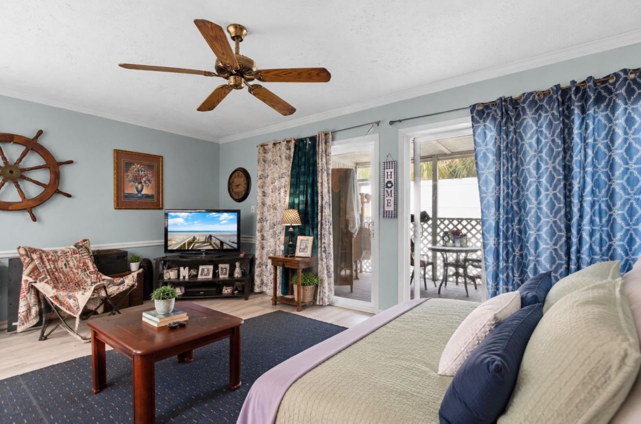 900 Deer Creek Rd.  Photo 5