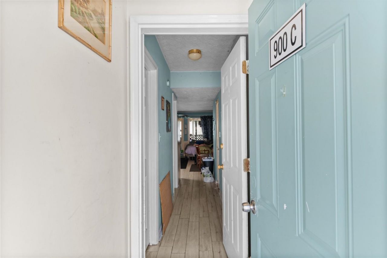 900 Deer Creek Rd.  Photo 8