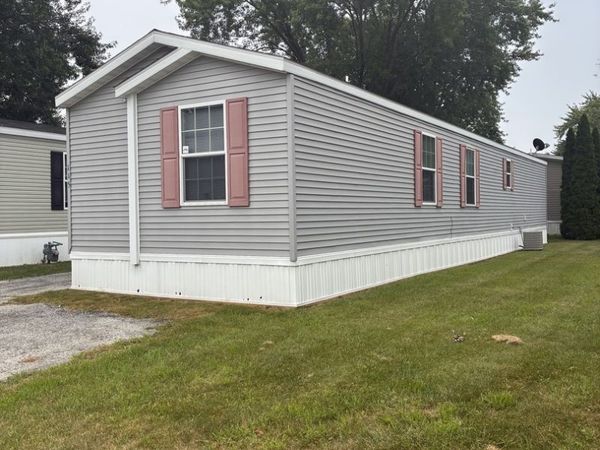 115 Carriage Lane , Sauk Village, IL 60411