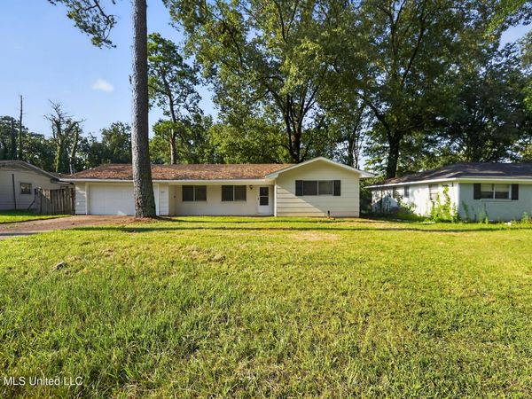 1947 Smallwood Street, Jackson, MS 39212