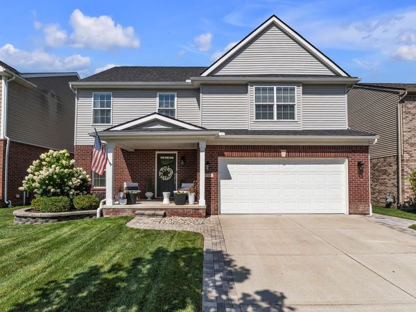 7184 Castell Boulevard, Belleville, MI 48111