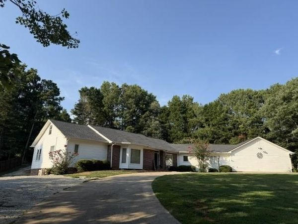 5235 Lanton Circle , Gainesville, GA 30504
