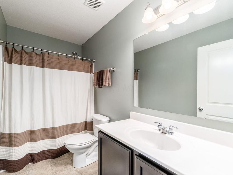 372 Hanton Way, Columbus, OH 43213 Photo 33