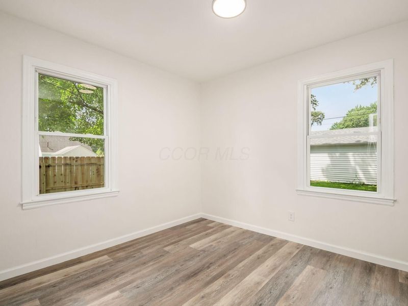 545 S Weyant Avenue , Columbus, OH 43213 Photo 11