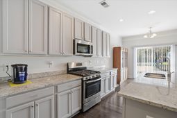 1617 Secessionville Road photo 4
