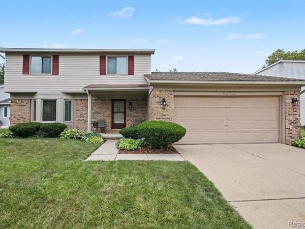 6323 Robison Lane E, Saline, Mi 48176