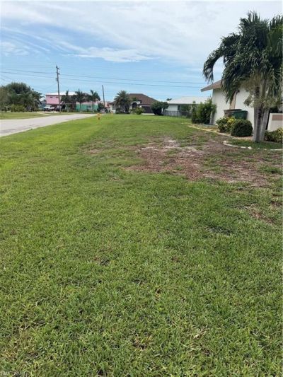 124 SE 39th Ter, Cape Coral, FL 33904 Photo