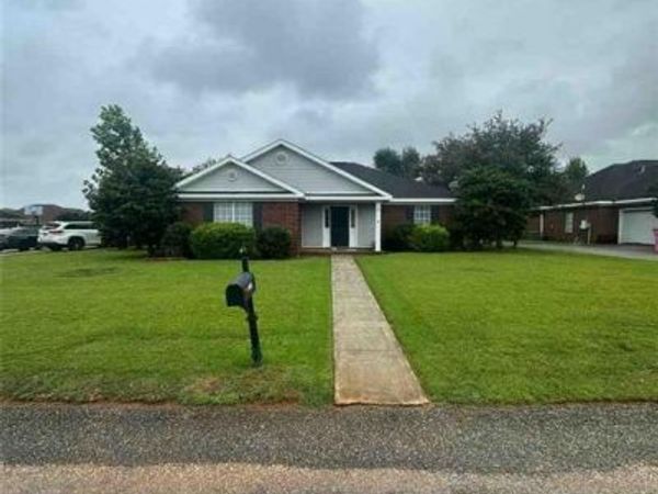 10056 Dairy Drive S, Mobile, AL 36695