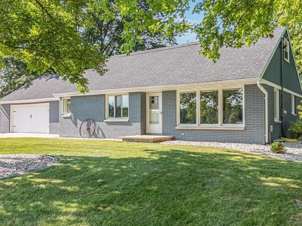 W1720 COUNTY RD UU, Kaukauna, WI 54130