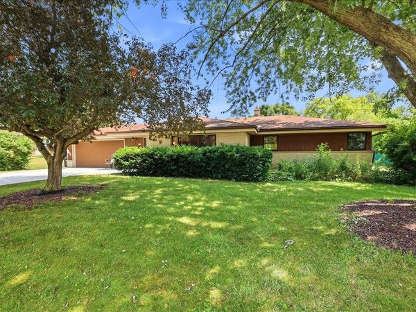 4938 S 69th STREET, Greenfield, WI 53220