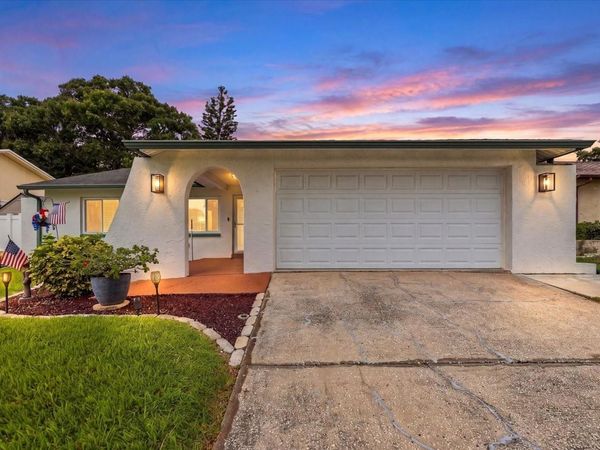 12828 128TH AVENUE , LARGO, FL 33774