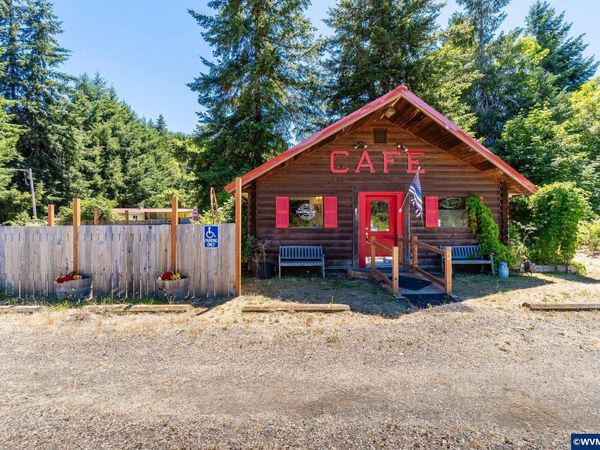 100 Burnt Woods Trail, Blodgett, OR 97326