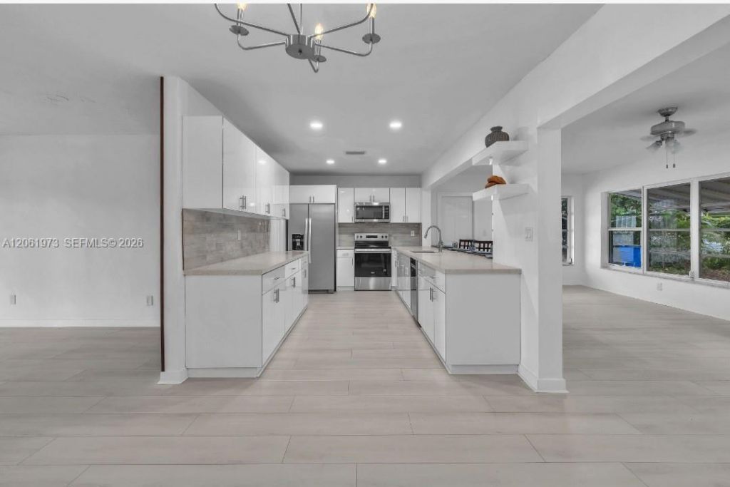 4595 NW 43rd Ct, Lauderdale Lakes, FL 33319 Photo