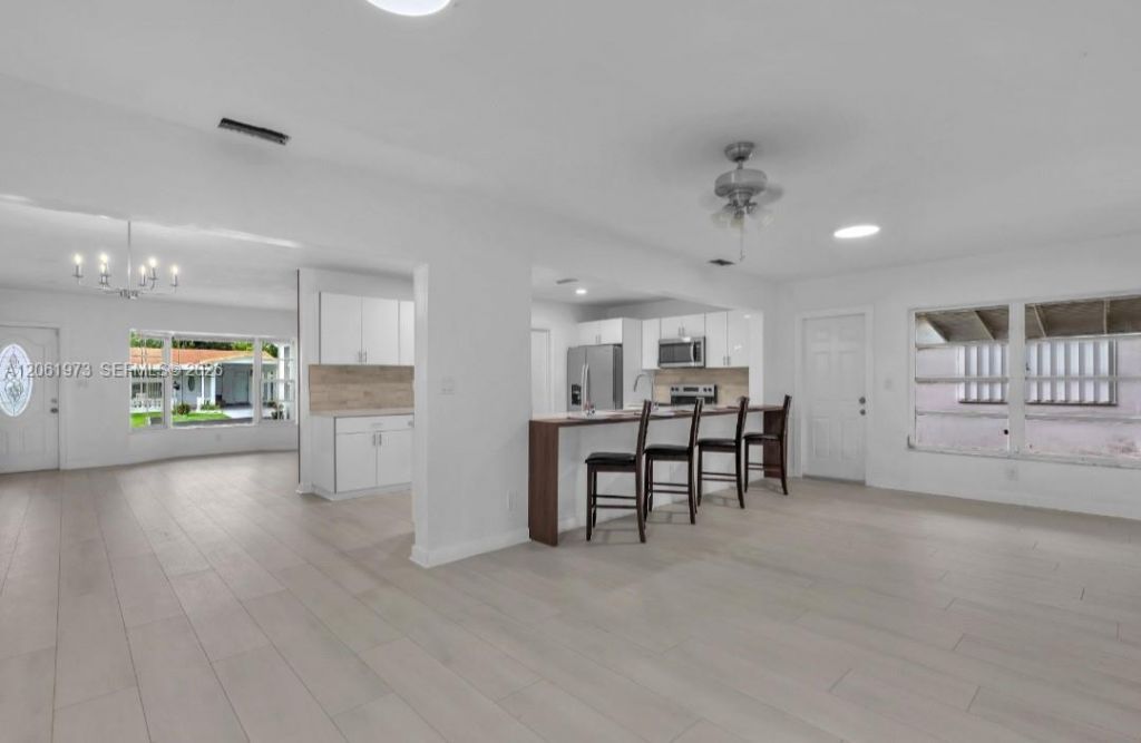 4595 NW 43rd Ct, Lauderdale Lakes, FL 33319 Photo