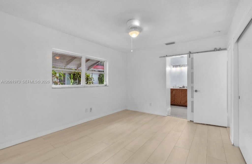 4595 NW 43rd Ct, Lauderdale Lakes, FL 33319 Photo