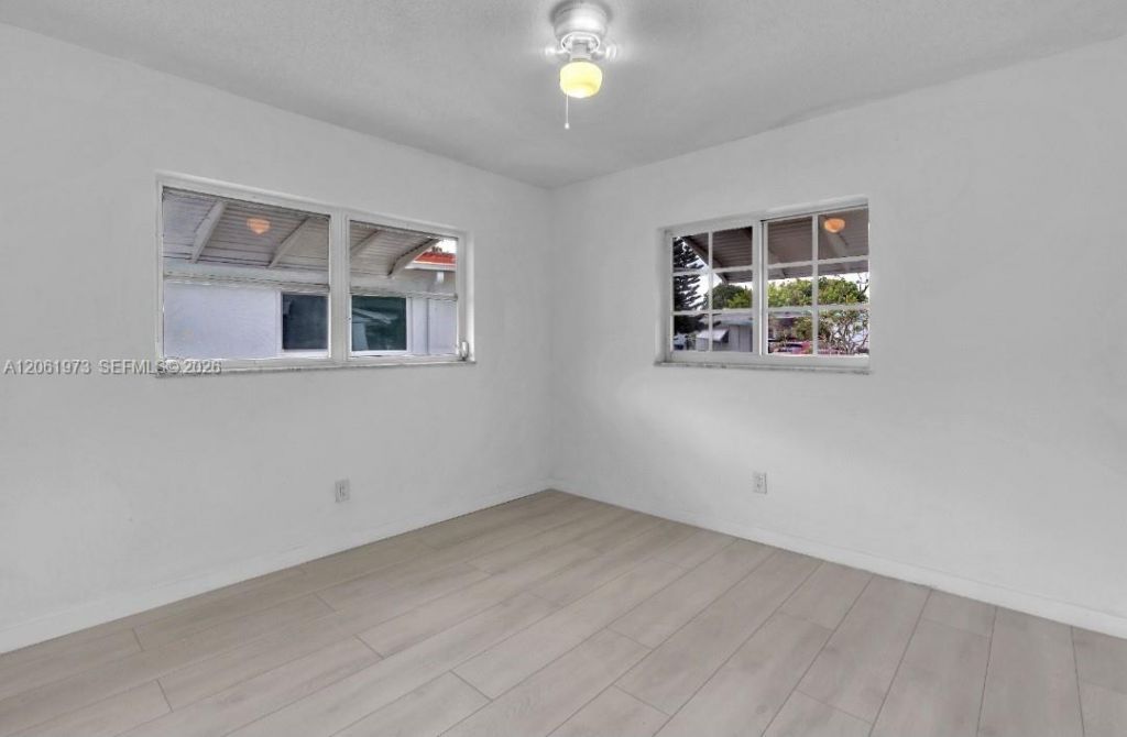 4595 NW 43rd Ct, Lauderdale Lakes, FL 33319 Photo