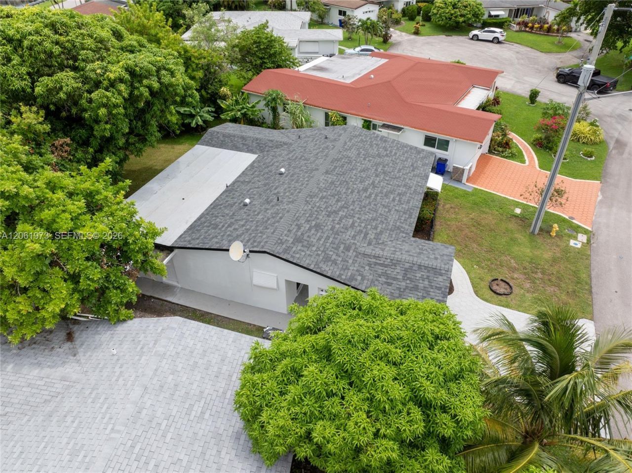 4595 NW 43rd Ct, Lauderdale Lakes, FL 33319 Photo