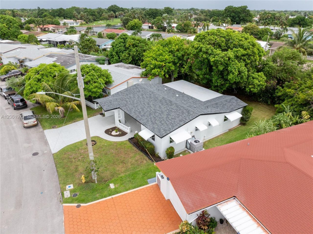 4595 NW 43rd Ct, Lauderdale Lakes, FL 33319 Photo