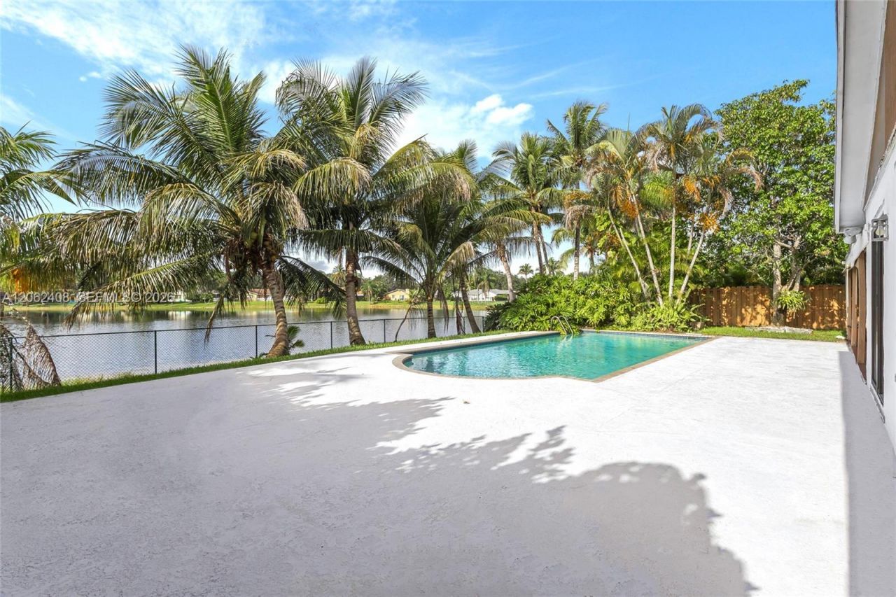 11905 Sailboat Dr, Cooper City, FL 33026 Photo