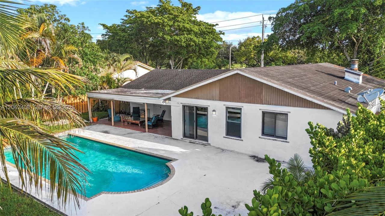 11905 Sailboat Dr, Cooper City, FL 33026 Photo