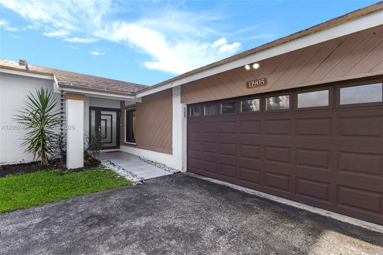 11905 Sailboat Dr, Cooper City, FL 33026 Photo