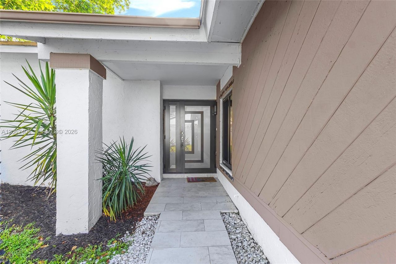11905 Sailboat Dr, Cooper City, FL 33026 Photo