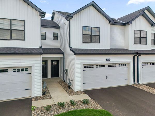 1020 130th Court E, Rosemount, MN 55068