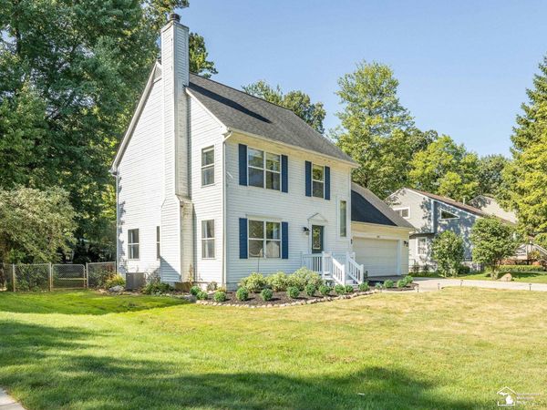 5893 Forestal Avenue, Waterford, MI 48327