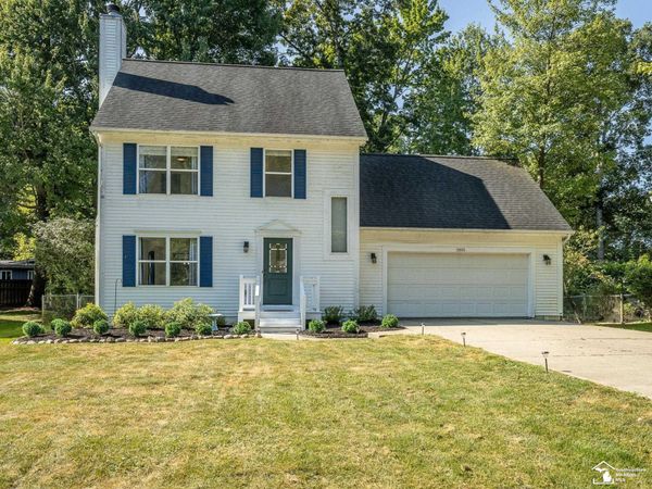 5893 Forestal Avenue, Waterford, MI 48327