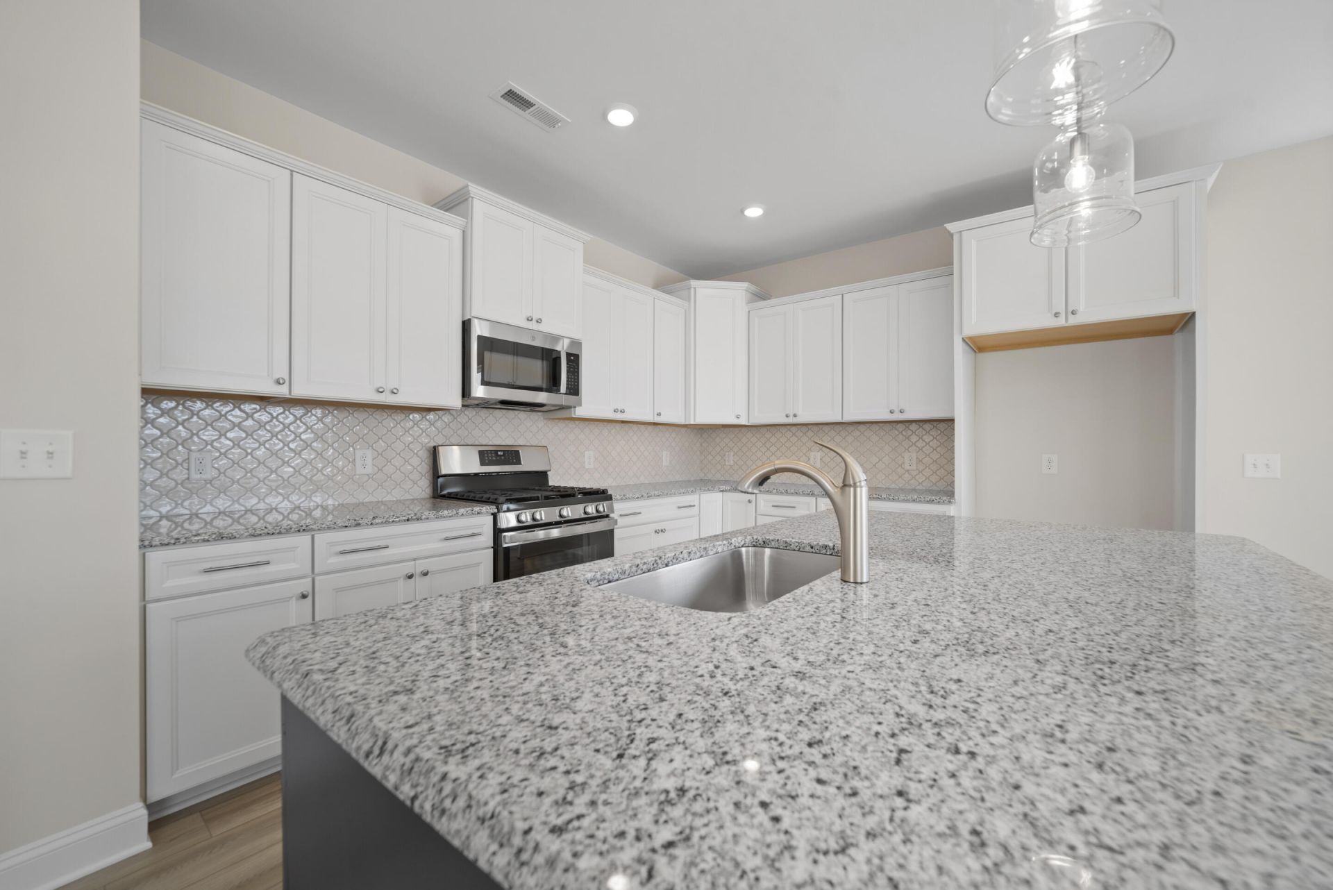 220 Silk Oak Drive Photo 10